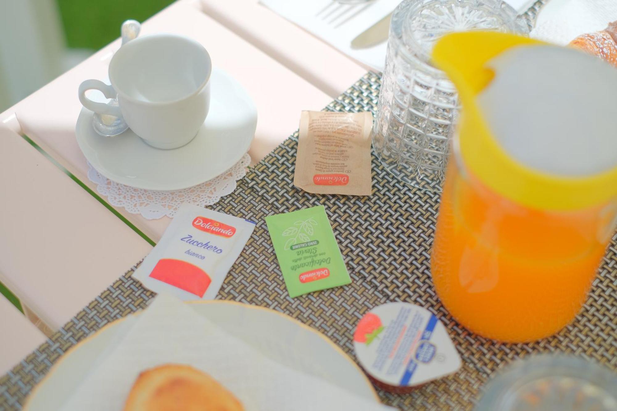 アレーツィオ I Ricordi Di Anna Bed & Breakfast エクステリア 写真